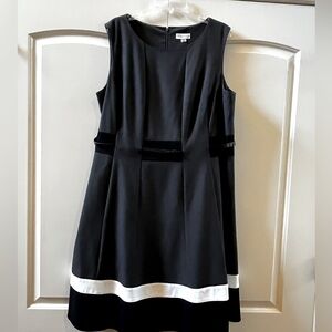 Calvin Klein size 18 dress with belt